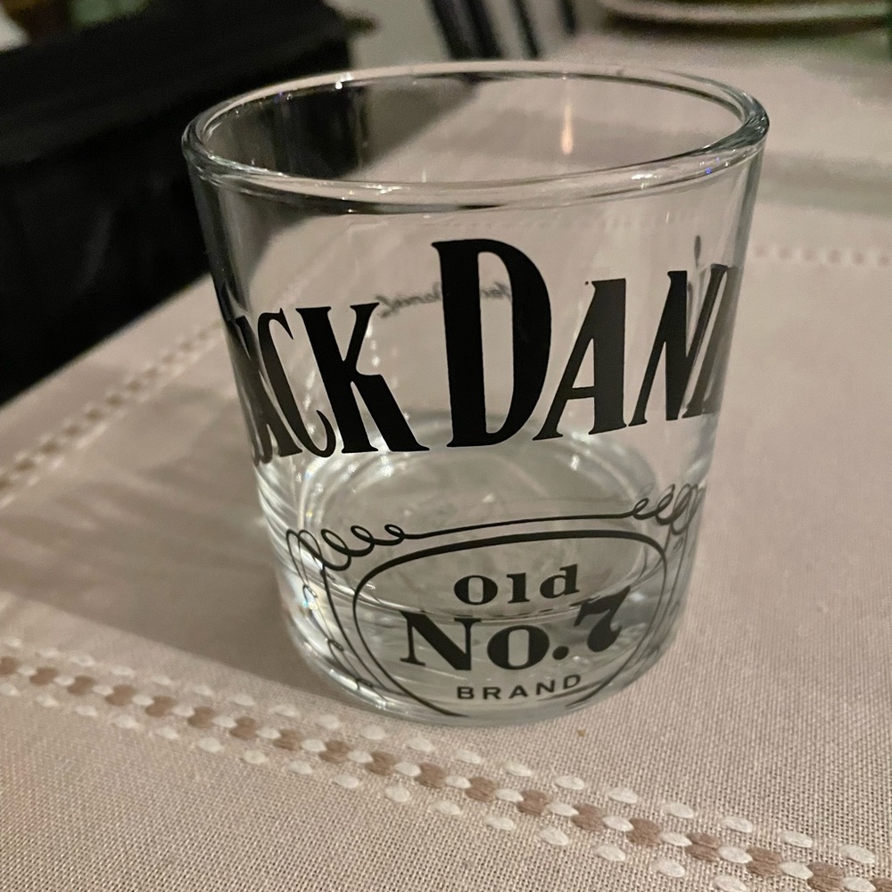 Jack Daniels Whiskey Glass - Picture 1 of 5